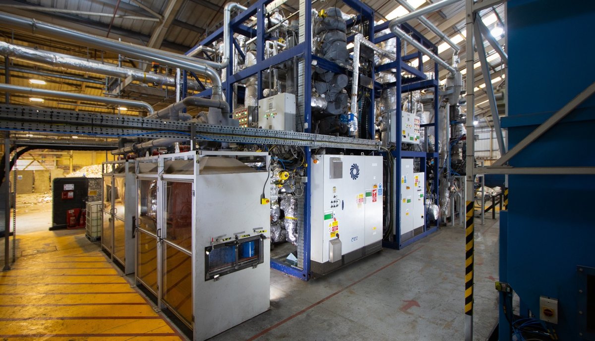 RT7000 machine from Recycling Technologies