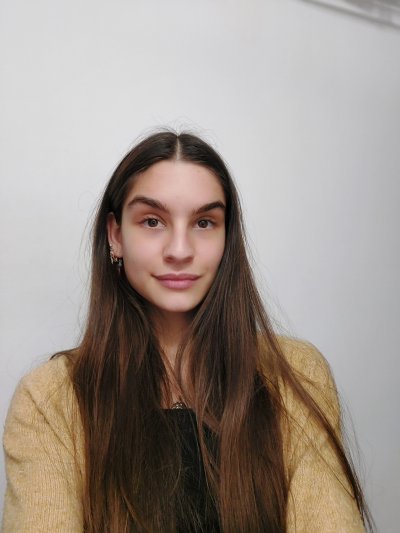 Photograph of student caller Michelle Kevbrina