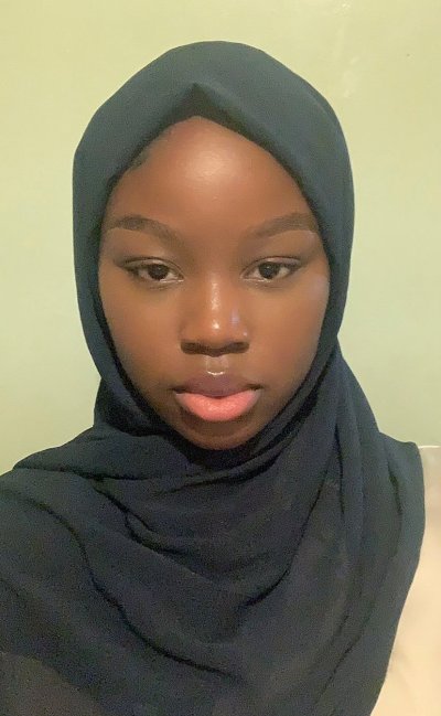 Photograph of student caller Faizoliya Roleola