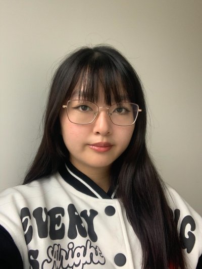 Photograph of student caller Maggie Li