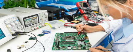 Electrical and Electronic Engineering BEng (Hons) or MEng degree course  2022 entry | University of Surrey