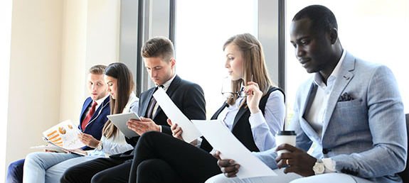 students reading notes