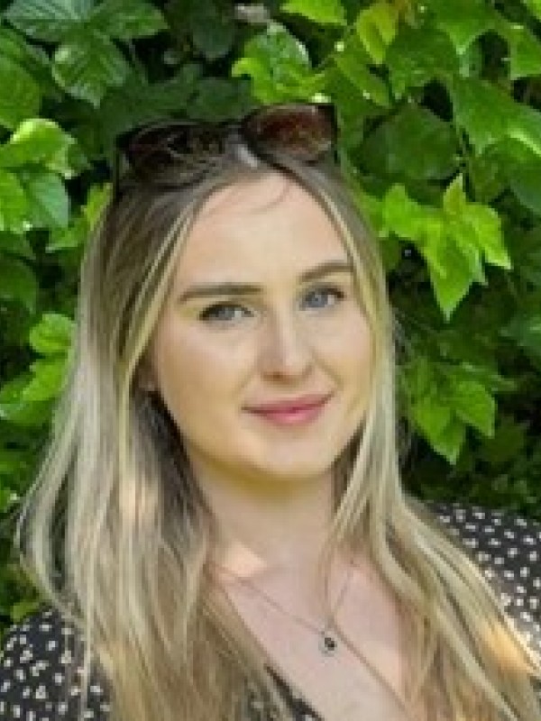 Charlotte Lewis profile image