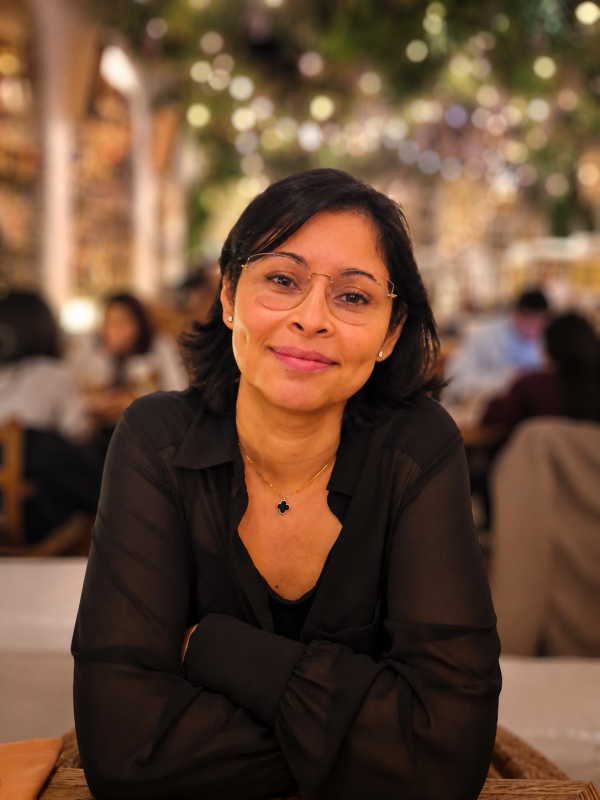Larissa Aquino photo