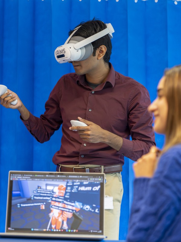 School of Medicine students learning with VR