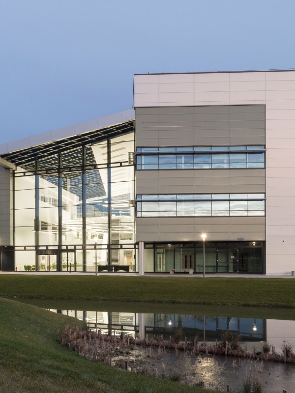 School of Veterinary Medicine building