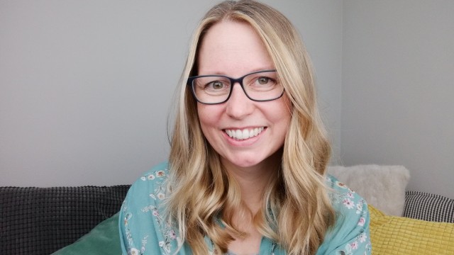 Dr Caroline Shenton-Taylor