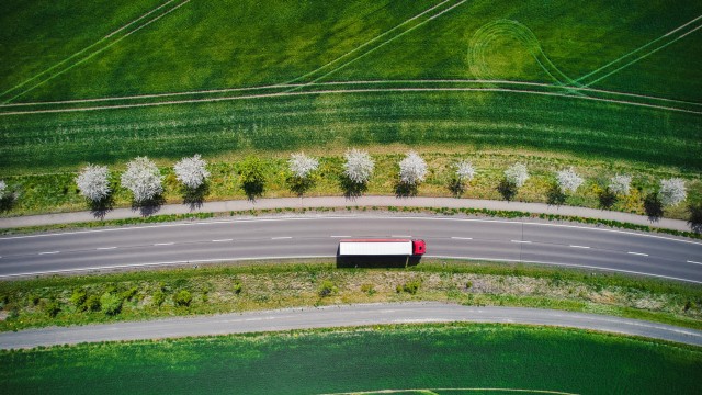 truck-on-empty-road