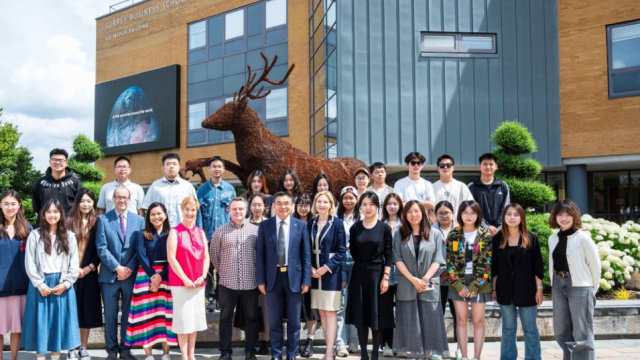 Group of SBS faculty and students 