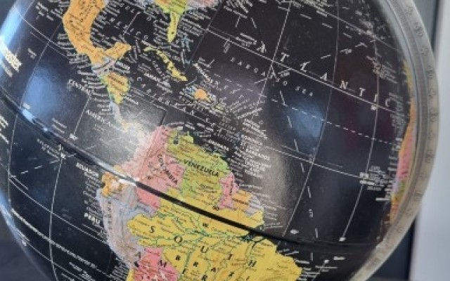 Globe