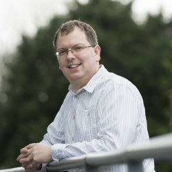 Dr Tim Feist