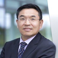 Professor Max Lu