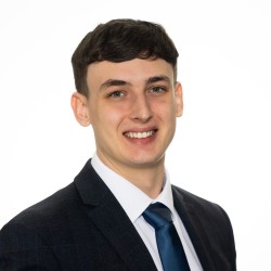 Lewis Maxwell, Business Management with Placement Year Surrey University student