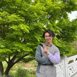 Xiaolong Han