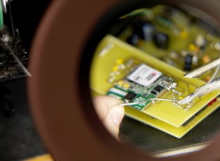 Fixing a circuit board