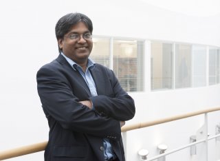 Professor Ravi Silva