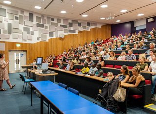 Academic speaking in lecture theatre