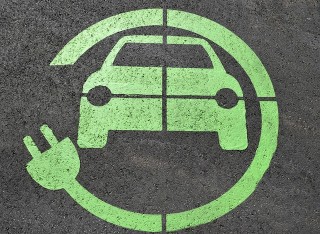 EV charging symbol - Pixabay 