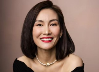 Fiona Zhu profile image