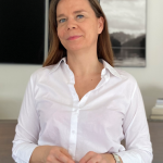 Prof Veronique Hoste