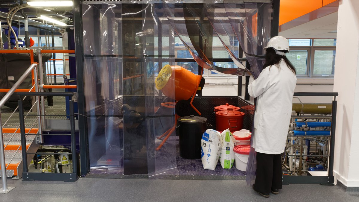 chemical-engineering-facility-media-1 Thumbnail