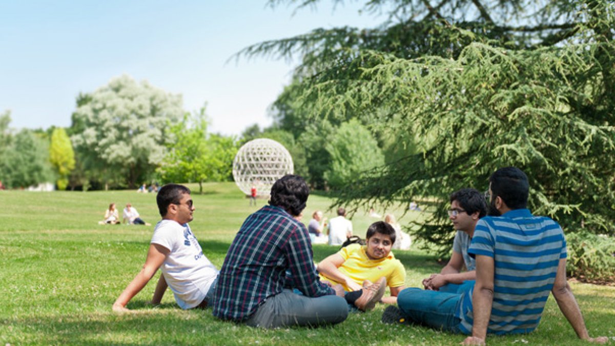 University of Surrey Campus.jpg Thumbnail
