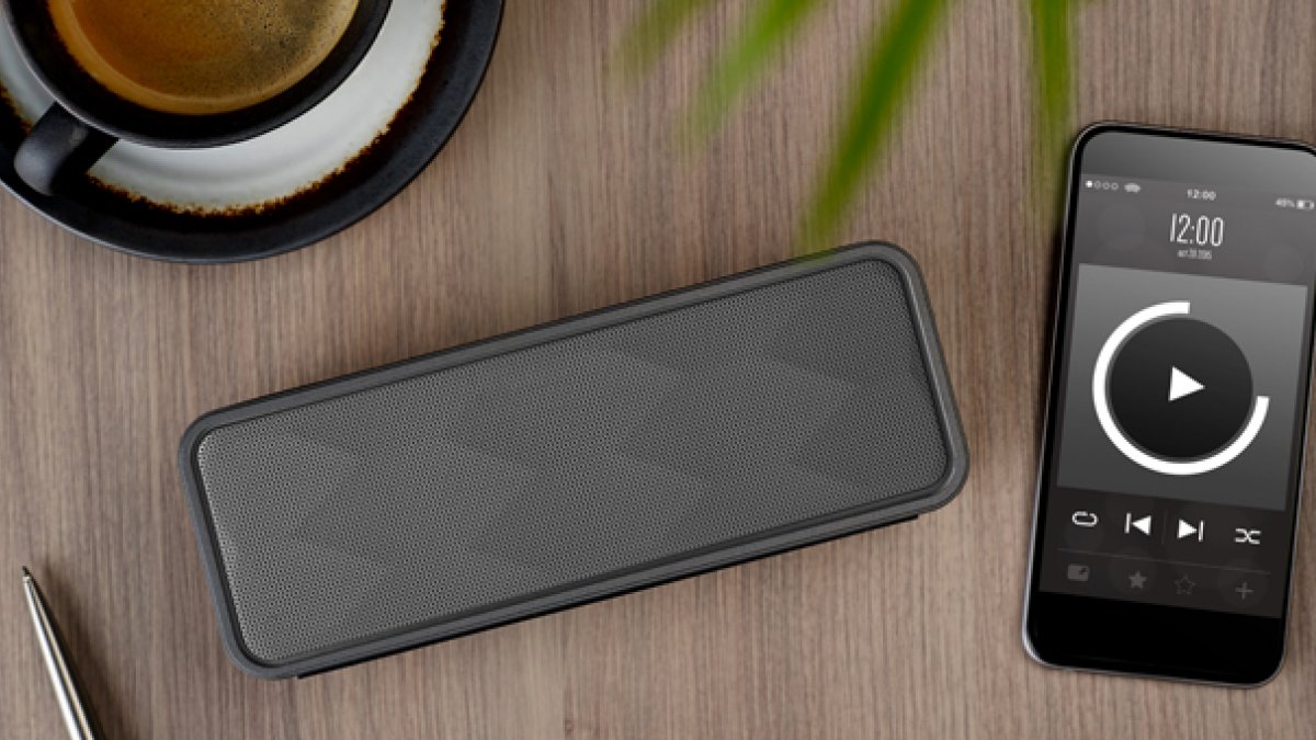 3D sound player and phone