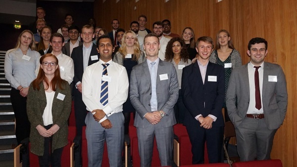 Returning students at CPE Industry Day