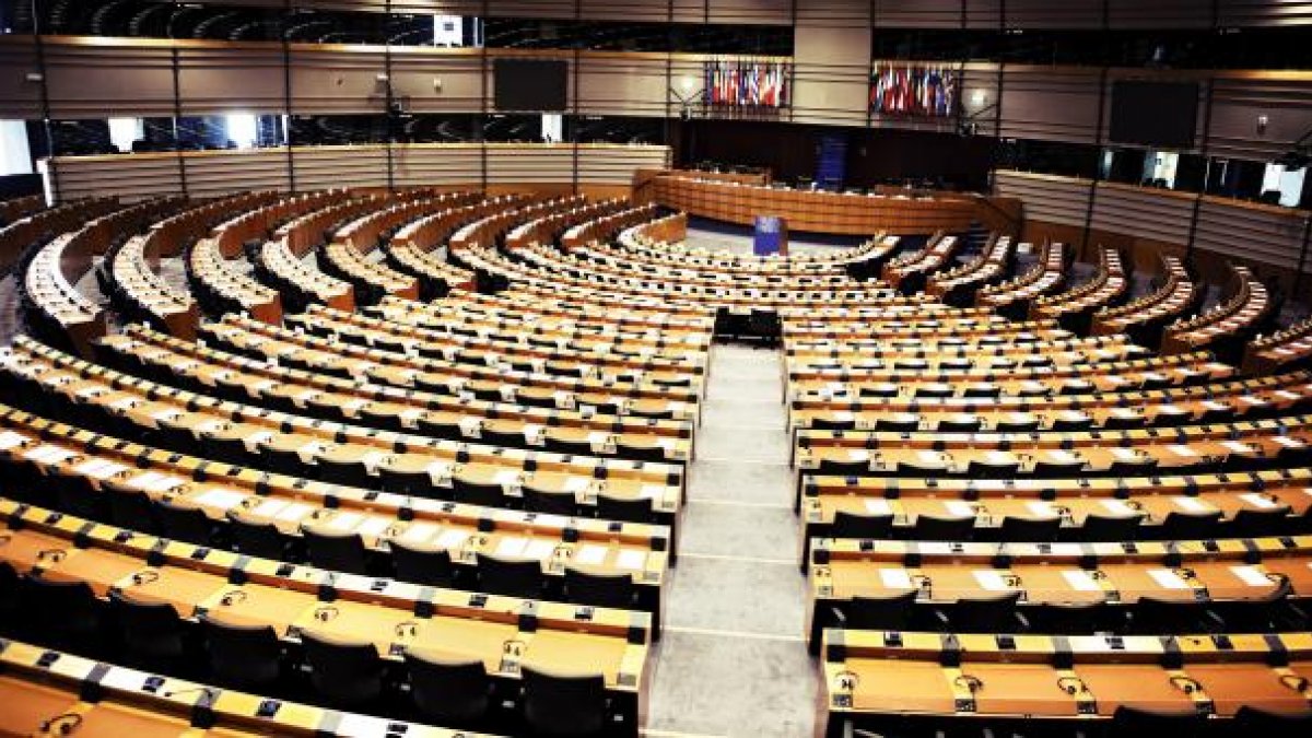 European Parliament seating.jpg