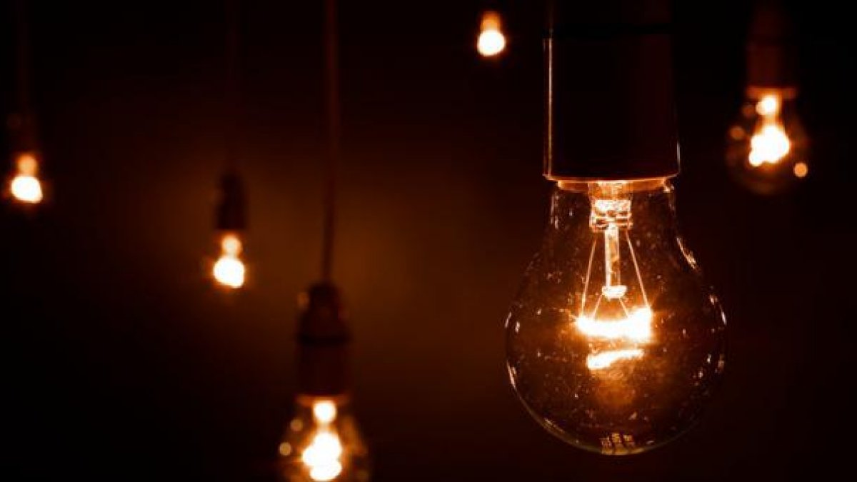 Psychology-article-lightbulb-image