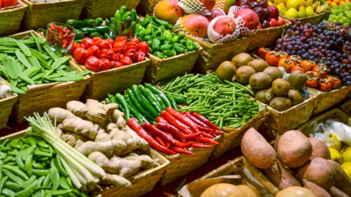 Vegetable market stand