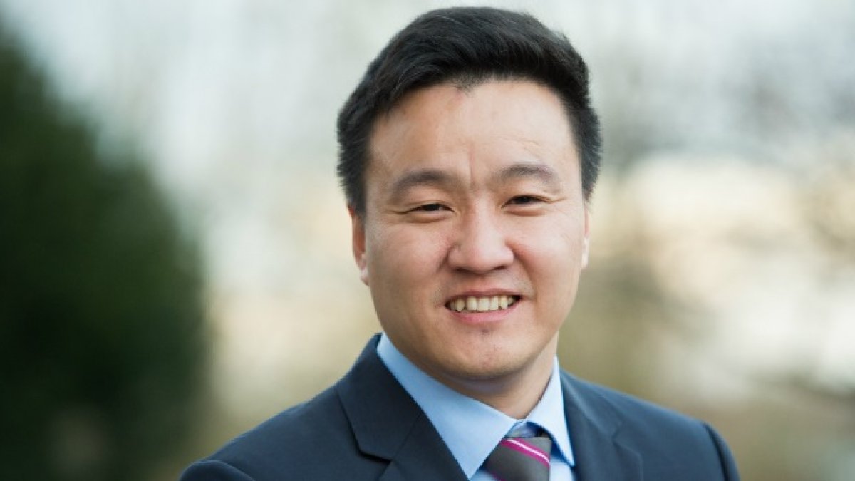 Dr Jian Liu