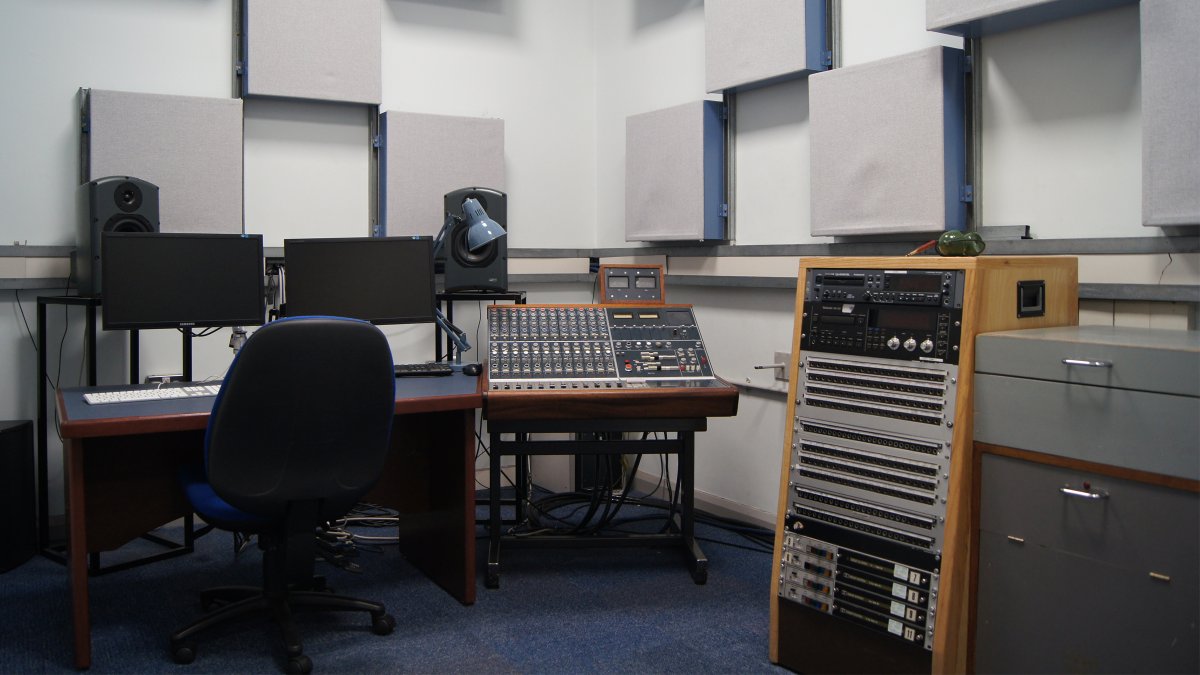 department-of-music-and-media-facilities-equipment-12 Thumbnail
