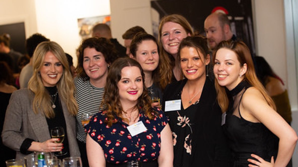 alternative image of English Alumni