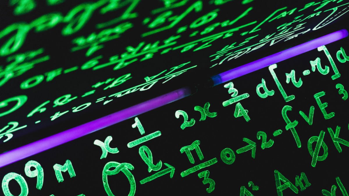 New specialist Maths School for Guildford gets Government green light to proceed | University of Surrey