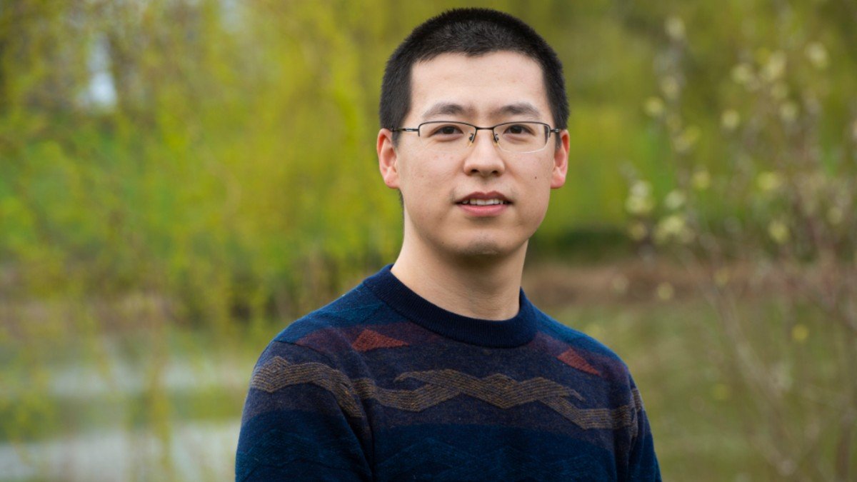Bowei Li