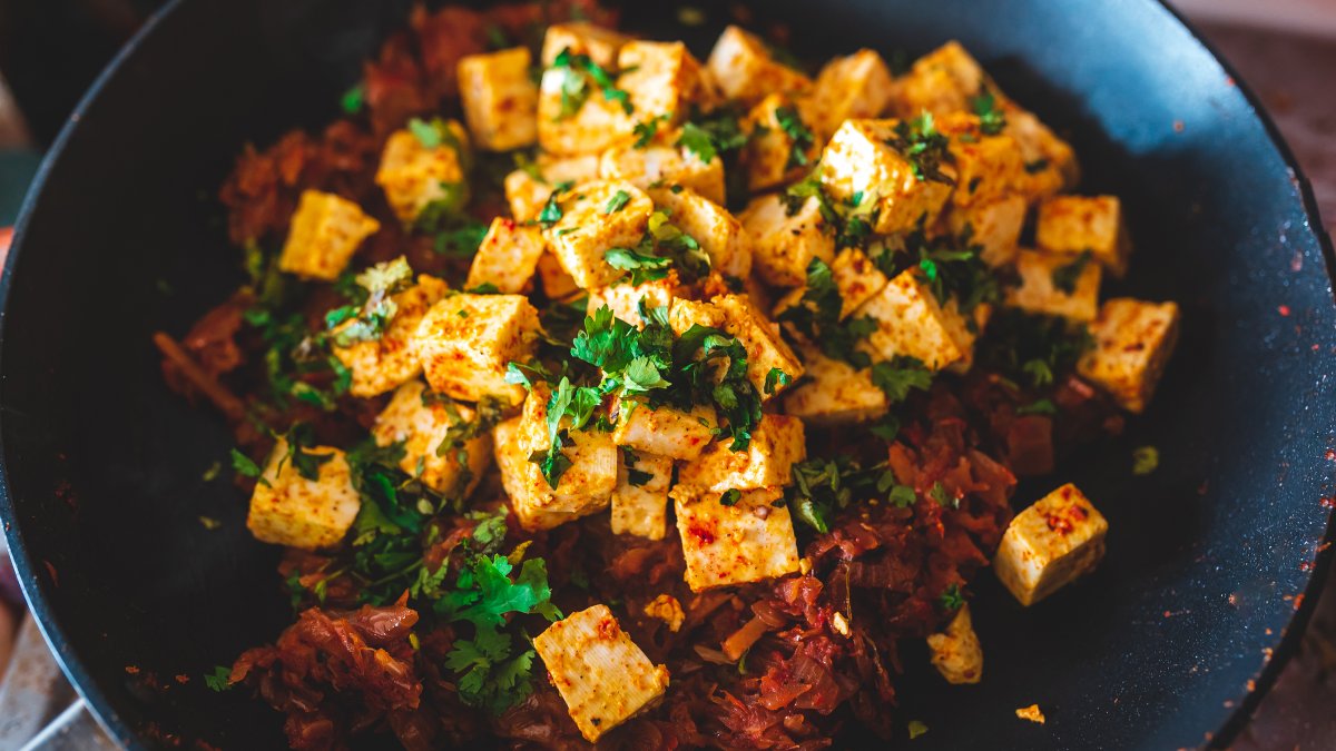 A bowl of paneer curry