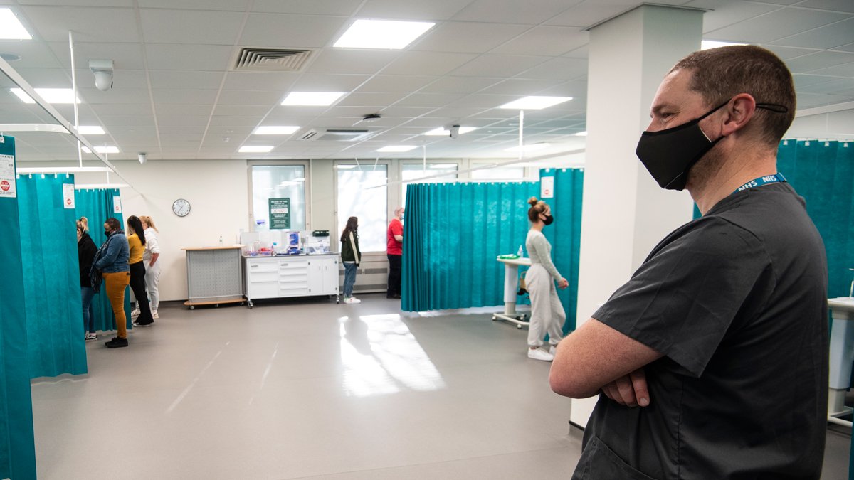 Simon Bettles wearing a mask in the clinical simulation suite
