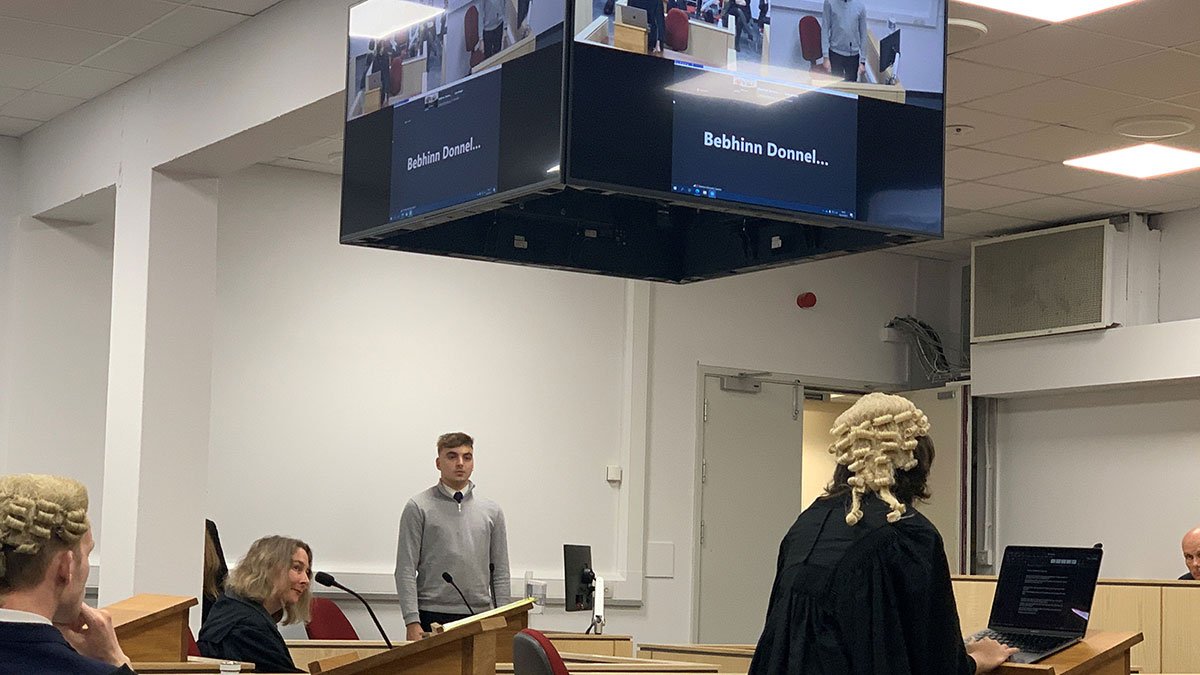 Law students in court facility for study purposes