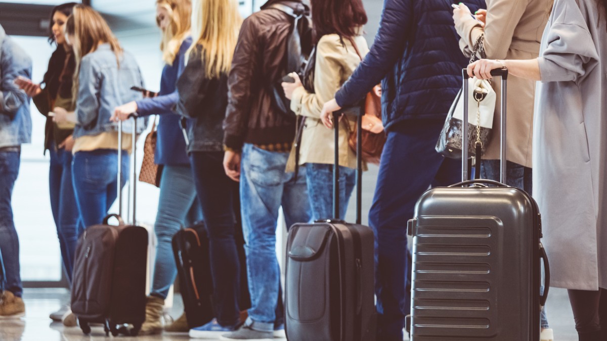 Airport queue