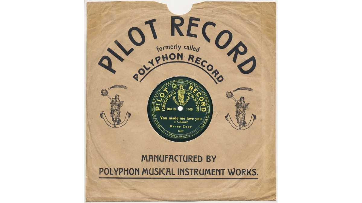 Pilot Record - Manufactured by Polyphon Musical Instrument Works