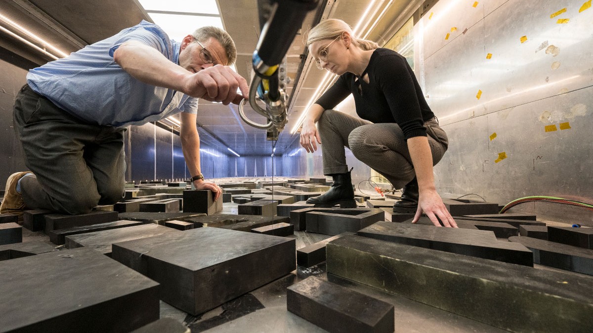 Flame ionisation detector in EnFlo wind tunnel