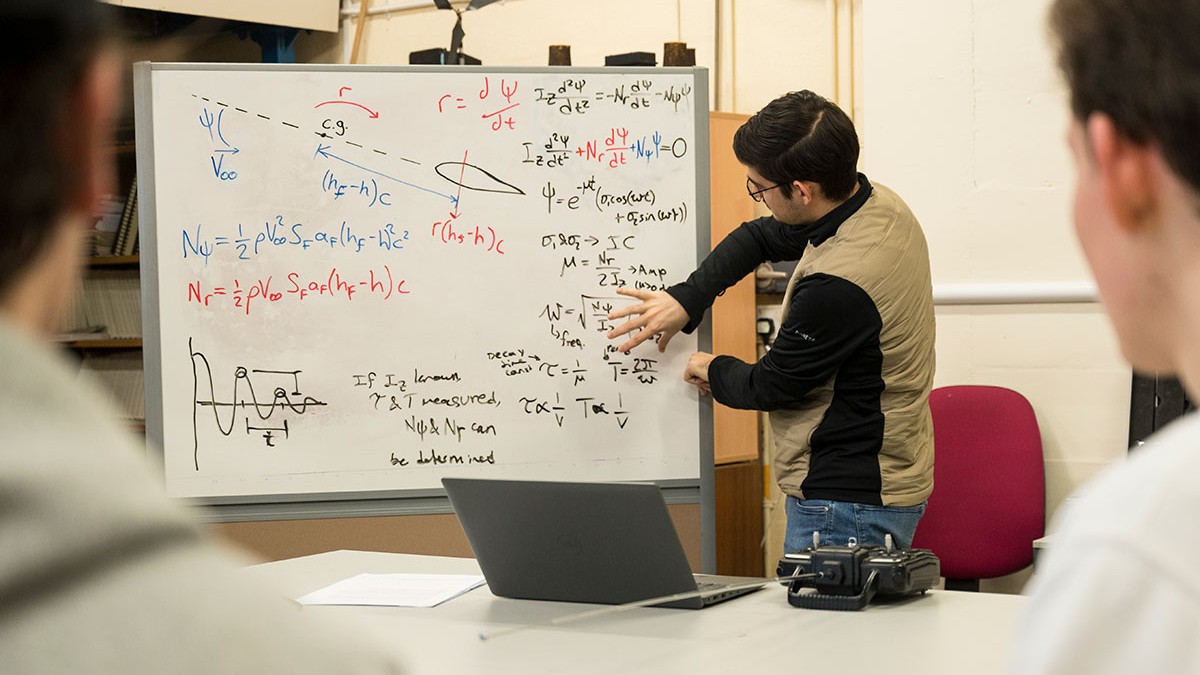 Undergraduate mechanical engineering laboratory