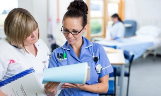 nursing student with mentor Thumbnail