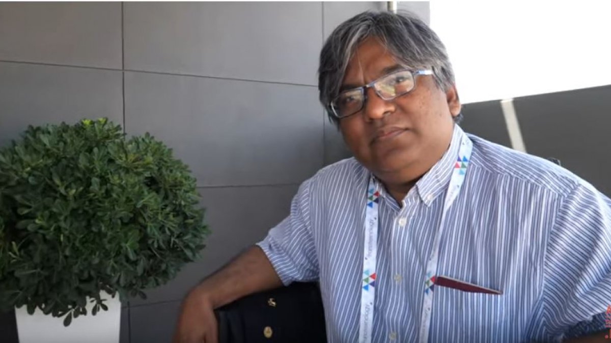 Professor Ravi Silva